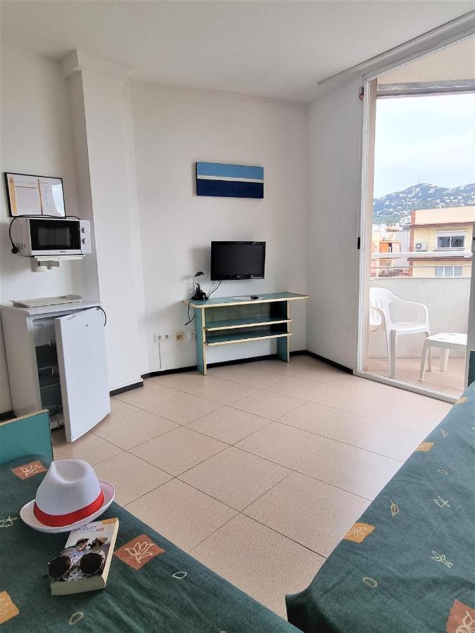 Apartments Lloret Sun Λορέτ Ντε Μαρ Εξωτερικό φωτογραφία